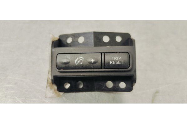 Recambio de interruptor para nissan qashqai (j11) 1.6 dci 130 4x4 fap referencia OEM IAM   