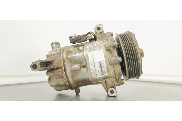 Recambio de compresor aire acondicionado para fiat doblo ii (152) 1.6jtd 95 fap referencia OEM IAM 51868880  
