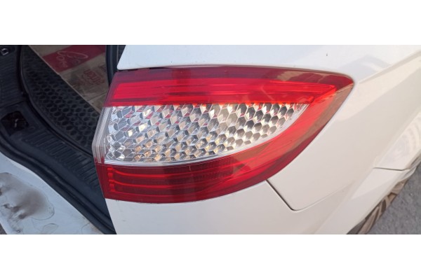 Recambio de piloto trasero derecho para ford mondeo sportbreak (ca2) 2.0 tdci cat referencia OEM IAM   