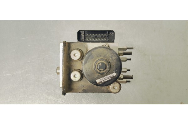 Recambio de abs para ssangyong rodius 2.7 xdi 165 referencia OEM IAM 4894021300  