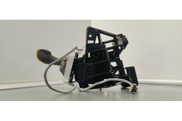 Recambio de palanca cambio para volvo xc90 2.4 d5 163 4x4 referencia OEM IAM P30759291  