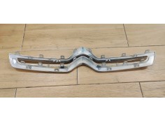 Recambio de molduras delanteras para citroen c3 picasso 1.6 hdi 92 fap referencia OEM IAM 9801809777  