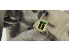 Recambio de compresor aire acondicionado para audi a6 berlina (4b2) 2.5 tdi referencia OEM IAM 4B0260805C  