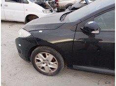 Recambio de aleta delantera izquierda para renault megane iii coupe expression referencia OEM IAM   