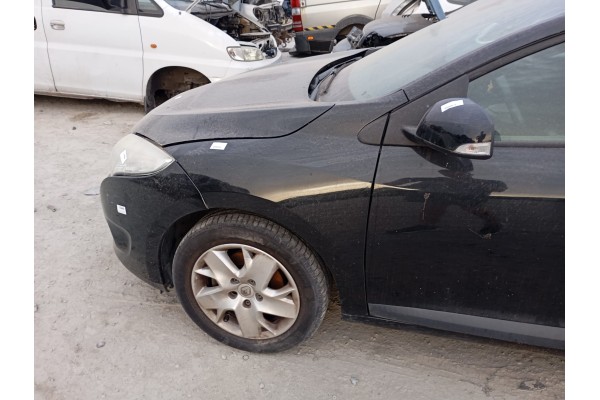 Recambio de aleta delantera izquierda para renault megane iii coupe expression referencia OEM IAM   