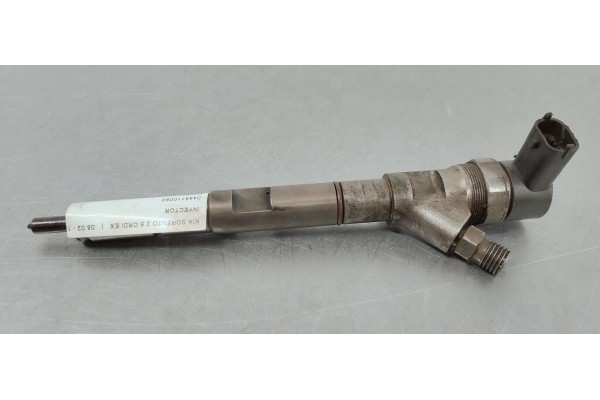 Recambio de inyector para kia sorento 2.5 crdi ex referencia OEM IAM 0445110092  