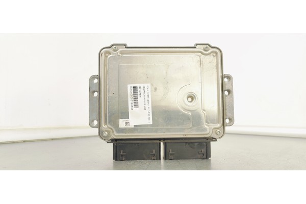 Recambio de centralita motor uce para ford fiesta (ccn) 1.0i turbo 100 referencia OEM IAM 0261S17675  