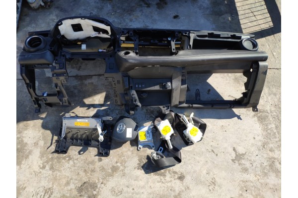 Recambio de kit airbag para toyota rav 4 referencia OEM IAM   
