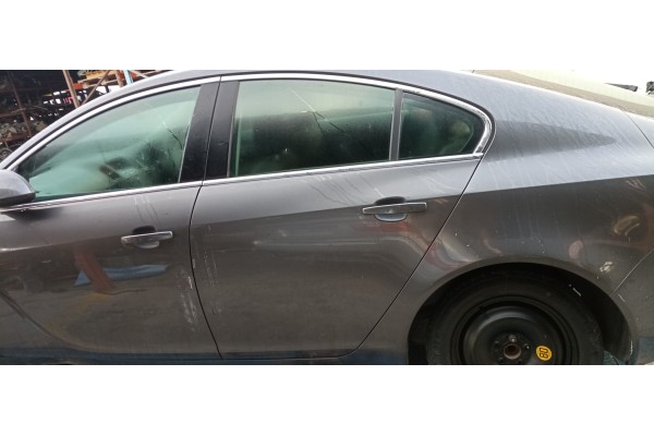 Recambio de puerta trasera izquierda para opel insignia berlina 2.0 16v cdti referencia OEM IAM   