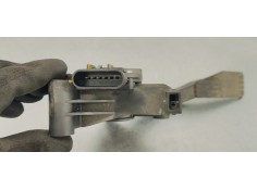 Recambio de pedal acelerador para chevrolet captiva 2.0 d referencia OEM IAM 20905700  