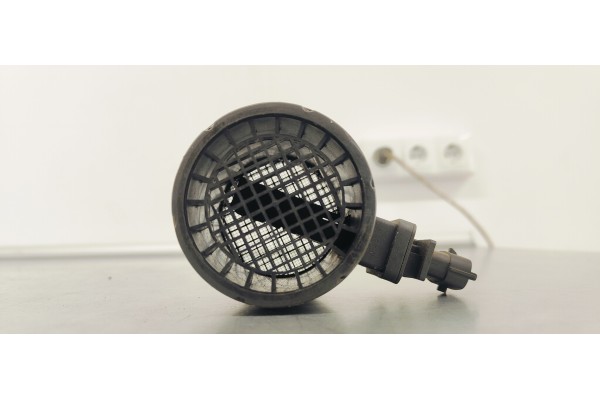 Recambio de caudalimetro para chevrolet captiva 2.0 d referencia OEM IAM 0281002618  
