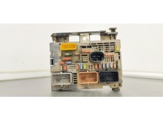 Recambio de caja reles / fusibles para peugeot 3008 1.6 hdi 112 fap referencia OEM IAM 9675877980  