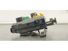 Recambio de caja reles / fusibles para peugeot 3008 1.6 hdi 112 fap referencia OEM IAM 9675877980  