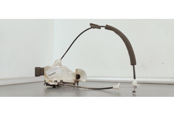 Recambio de cerradura puerta delantera izquierda para peugeot 3008 1.6 hdi 112 fap referencia OEM IAM 006231  
