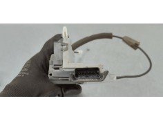 Recambio de cerradura puerta trasera derecha para peugeot 3008 1.6 hdi 112 fap referencia OEM IAM 006238  