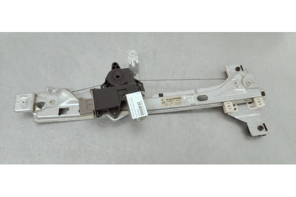 Recambio de elevalunas trasero derecho para peugeot 3008 1.6 hdi 112 fap referencia OEM IAM 9682808680  