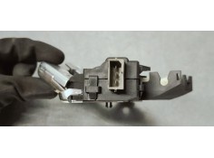 Recambio de cerradura maletero / porton para audi a6 berlina (4f2) 2.0 tdi 140 referencia OEM IAM 4F5827505D  