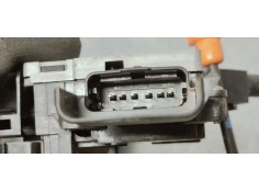 Recambio de cerradura puerta trasera izquierda para citroen c4 picasso exclusive referencia OEM IAM 24090158  