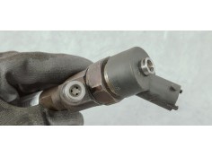 Recambio de inyector para renault scenic ii emotion referencia OEM IAM 0445110110B  