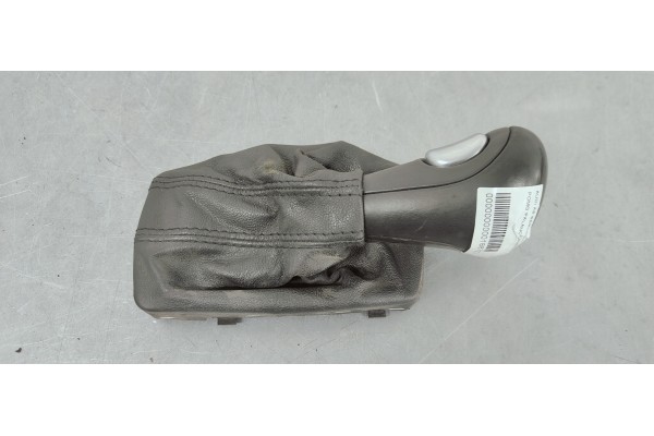 Recambio de pomo palanca cambio para audi a6 berlina (4f2) 3.0 tdi quattro (165kw) referencia OEM IAM   