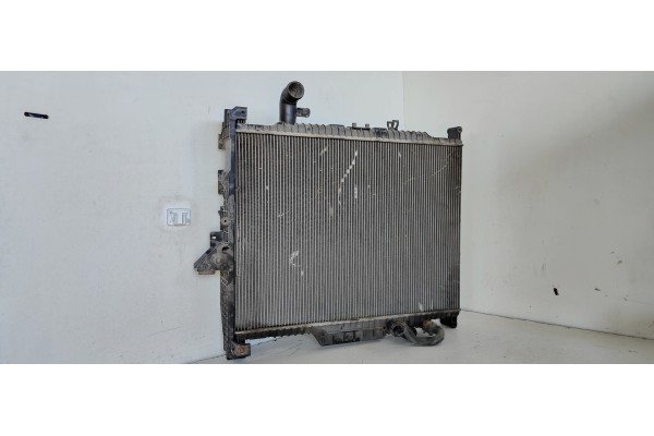 Recambio de intercooler para land rover discovery 4 3.0 td v6 cat referencia OEM IAM AH328005BA  