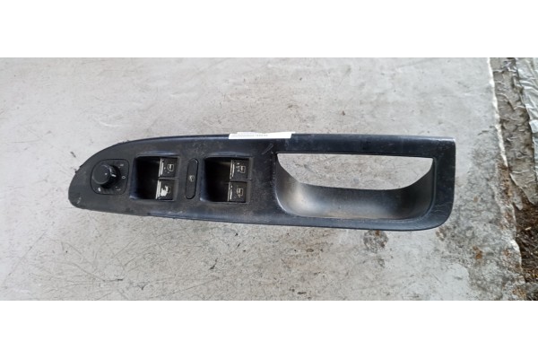 Recambio de mando elevalunas delantero izquierdo para volkswagen passat berlina (3c2) advance plus 4motion referencia OEM IAM   