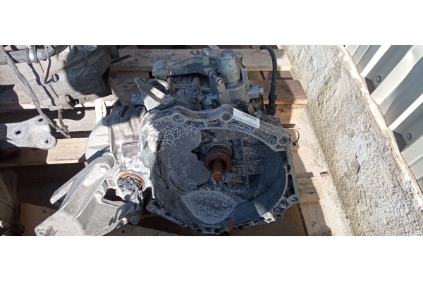 Recambio de caja cambios para opel astra j lim. berlina fase 1 referencia OEM IAM M32017DI  