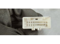 Recambio de sistema audio / radio cd para kia carens (un) 2.0 crdi referencia OEM IAM   