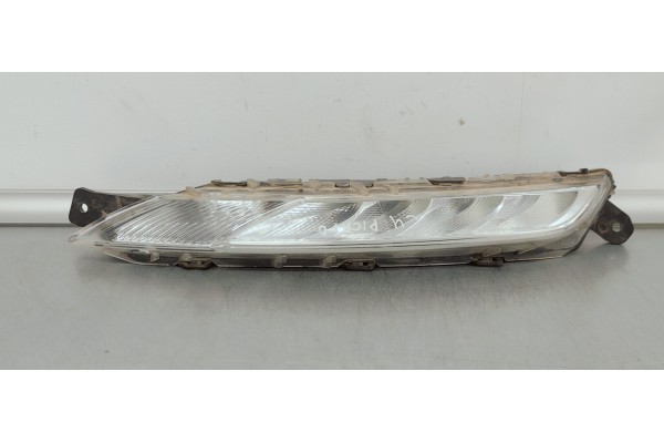 Recambio de piloto delantero izquierdo para citroen c4 picasso 1.6hdi 120 fap referencia OEM IAM 9676036380  