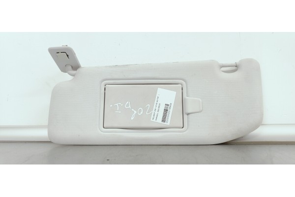 Recambio de parasol izquierdo para peugeot 208 1.6 hdi 92 fap referencia OEM IAM   