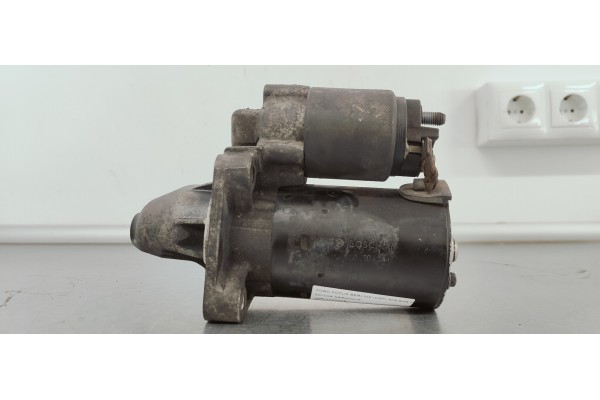 Recambio de motor arranque para ford focus berlina (cap) ambiente (d) referencia OEM IAM 2S6U11000CB  