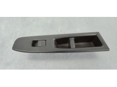 Recambio de mando elevalunas delantero derecho para toyota yaris 1.5 i 112 referencia OEM IAM 742310D690  