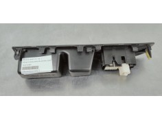 Recambio de mando elevalunas delantero derecho para toyota yaris 1.5 i 112 referencia OEM IAM 742310D690  