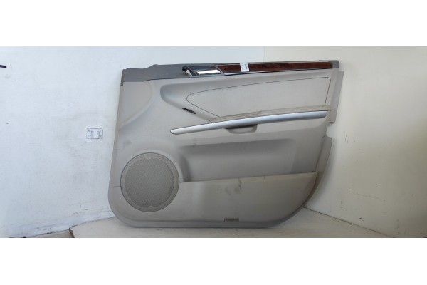 Recambio de guarnecido puerta delantera derecha para mercedes-benz clase m (w164) 3.0 cdi cat referencia OEM IAM   
