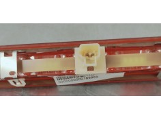 Recambio de luz central de freno para toyota yaris 1.5 i 112 referencia OEM IAM 815700D152  