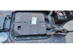 Recambio de deposito adblue para peugeot 308 1.5 hdi 130 fap referencia OEM IAM P1002560  
