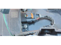 Recambio de deposito adblue para peugeot 308 1.5 hdi 130 fap referencia OEM IAM P1002560  