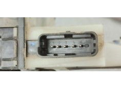 Recambio de cerradura puerta trasera derecha para peugeot 208 1.6 hdi 92 fap referencia OEM IAM 9688080780  
