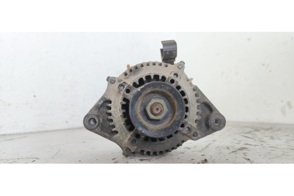 Recambio de alternador para toyota rav 4 funcruiser (a1) básico referencia OEM IAM 2706074370  