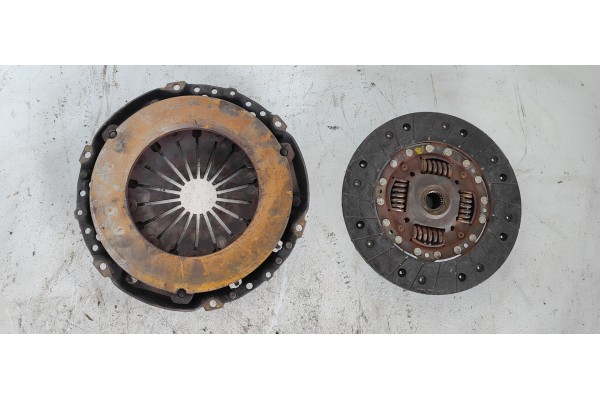 Recambio de kit embrague para volkswagen t4 transporter/furgoneta (mod. 1991) caja cerrada referencia OEM IAM   