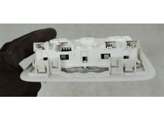 Recambio de luz interior para peugeot 208 1.6 hdi 92 fap referencia OEM IAM 9674441377  