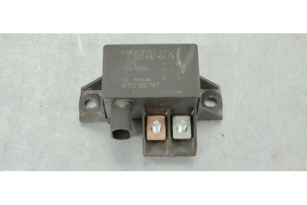 Recambio de caja precalentamiento para mercedes-benz clase cls (w219) 5.0 i 306 [500] referencia OEM IAM A0025426419  