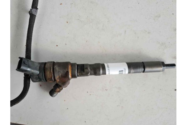Recambio de inyector para hyundai tucson (jm) 2.0 crdi cat referencia OEM IAM 0445110126 3380027900 