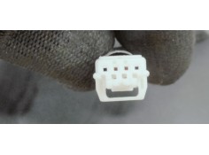 Recambio de aleron trasero para nissan qashqai (j11) 1.6 i turbo 163 referencia OEM IAM 960304ESXX  