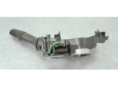 Recambio de mando luces para toyota yaris 1.5 i 112 referencia OEM IAM 17F938  