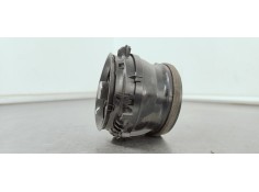 Recambio de rejilla aireadora para toyota yaris 1.5 i 112 referencia OEM IAM 5556862280  