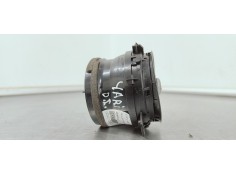 Recambio de rejilla aireadora para toyota yaris 1.5 i 112 referencia OEM IAM 5556862280  