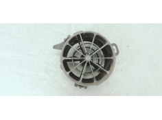 Recambio de rejilla aireadora para toyota yaris 1.5 i 112 referencia OEM IAM 5556862280  