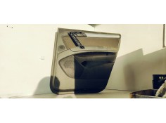 GUARNECIDO PUERTA TRASERA DERECHA 4L0867306 