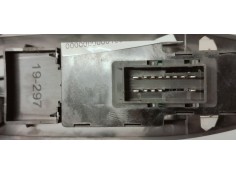 Recambio de mando elevalunas delantero izquierdo para peugeot 208 1.6 hdi 92 fap referencia OEM IAM   